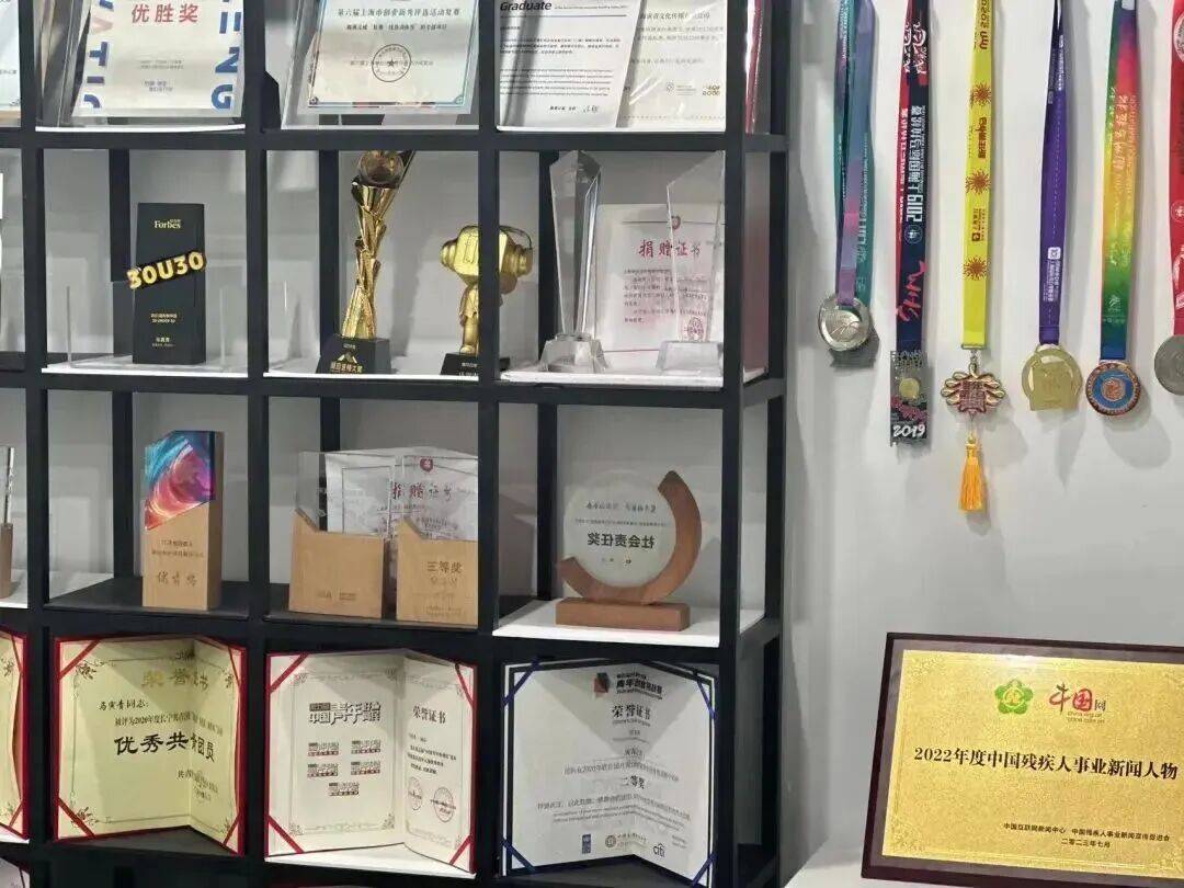 华漕：黑暗中用“声”追光——寅青文化凯发国际K8春申聚焦·星企汇·走进(图4)