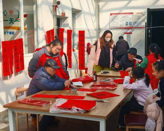 化浸润“银发”新春南京养老服务活动纪实K8凯发登录入口新春走基层 丨 传统文(图18) 化浸润“银发”新春南京养老服务活动纪实K8凯发登录入口新春走基层 丨 传统文(图18)